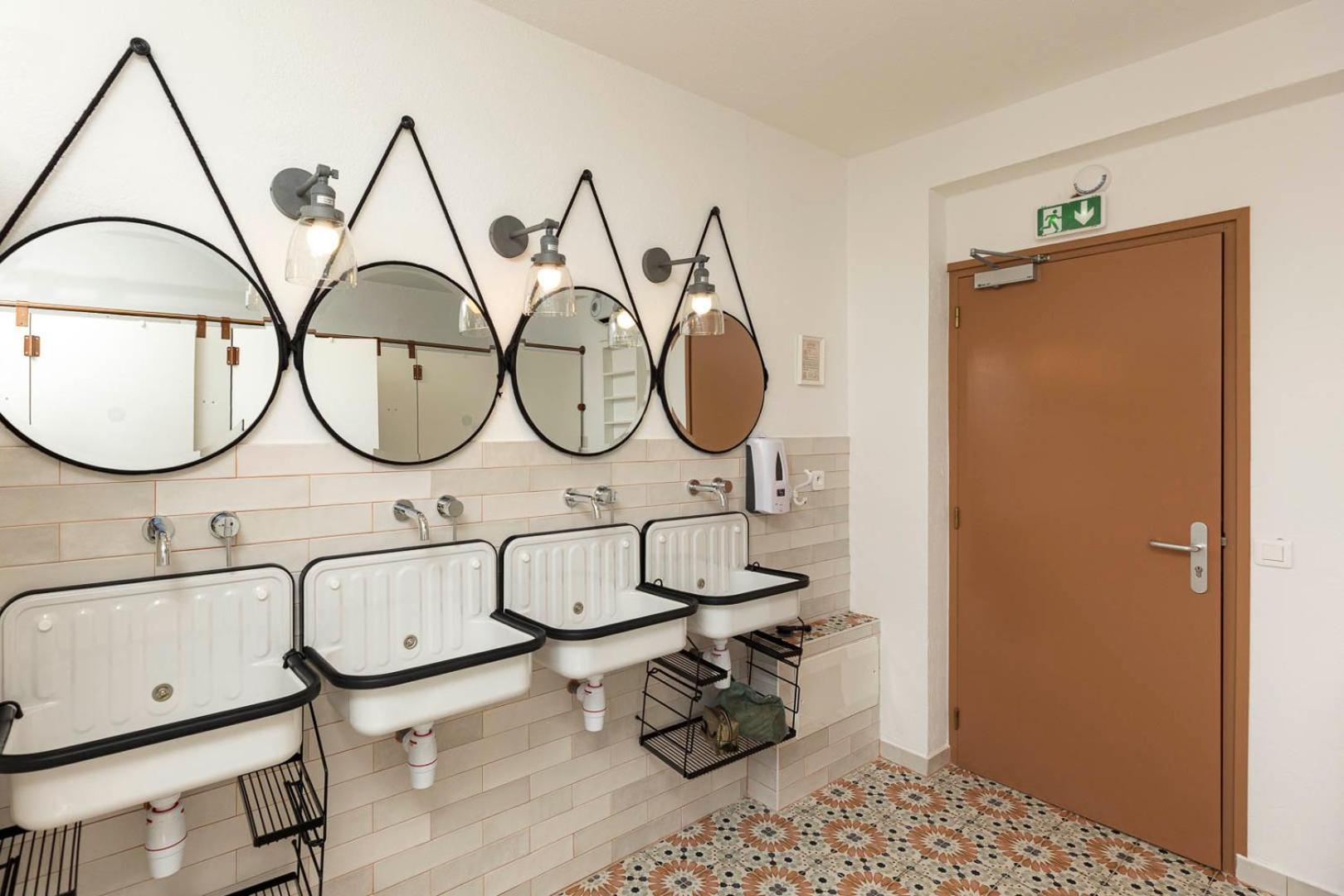 Corsica Hostel Porto-Vecchio, Partie Dortoirs Exteriér fotografie
